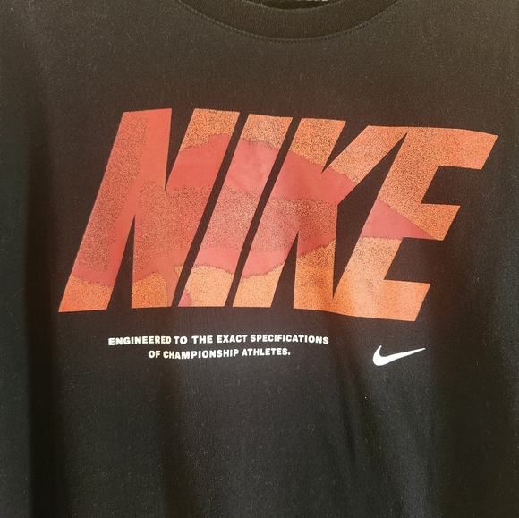 The Nike Tee Men's Black Dri-Fit  T-Shirt Size XXL - Picture 3 of 9